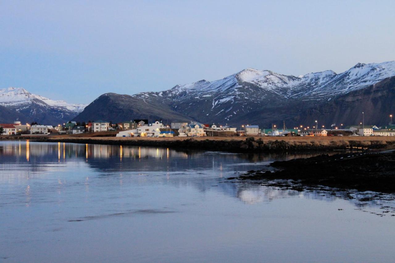 Hvammur Apartments By The Harbour Höfn Exteriér fotografie
